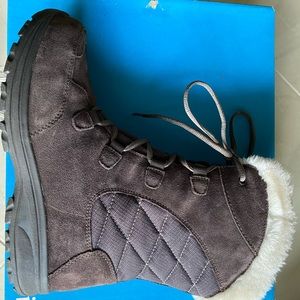 Columbia Ice Maiden Boots ( Almost New!)